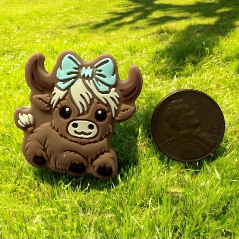 6 ADORABLE Silicone Highland Cows